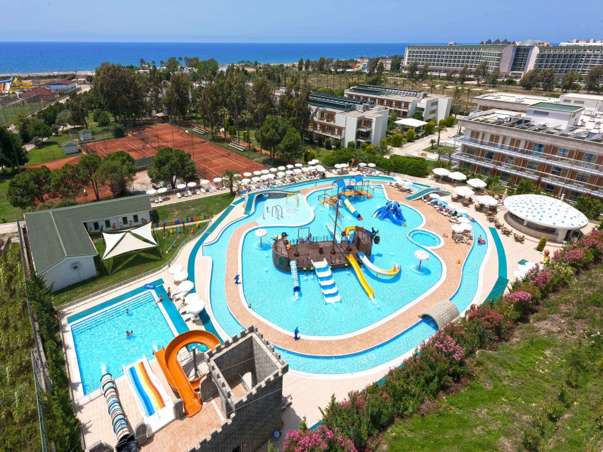 Club Kastalia Holiday Village Konaklı Екстериор снимка